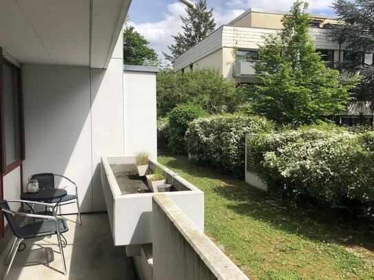 Chice 1,5-Zimmer-Innenstadt-Wohnung mit Balkon und Einbauküche in Augsburg