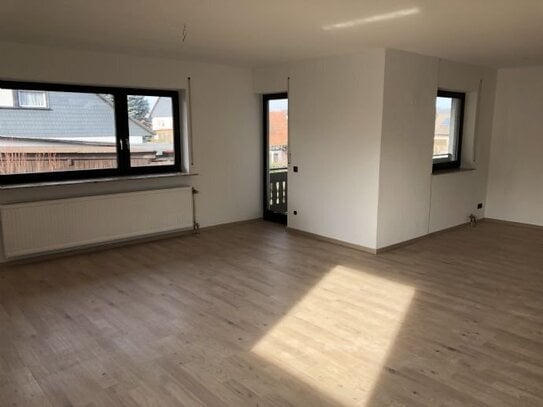 Nähe Schwalmstadt, neuwertig renovierte EG Wohnung mit Balkon - direkt vom Eigentümer zu vermieten