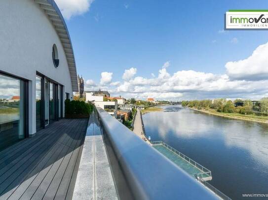 Exklusive Penthousewohnung auf 2 Ebenen mit Blick auf die Elbe, Fußbodenheizung und großer Terrasse!