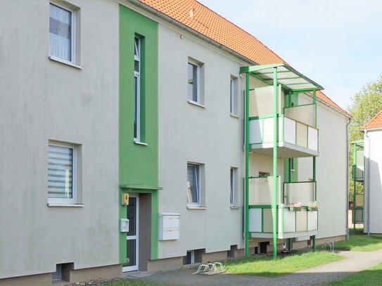 Ruhig - mit Balkon, Parkplatz und viel Grün