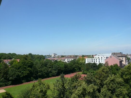 Haidhausen: 6 Zimmer Dachterrassentraum mit Blick über München bis in die Berge