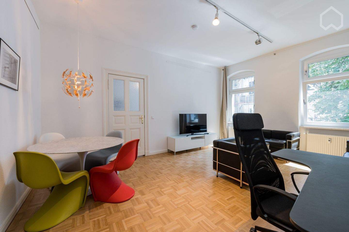 Charmant möblierte 2-Zimmer-Wohnung im Herzen von Berlin-Moabit - Photo 1