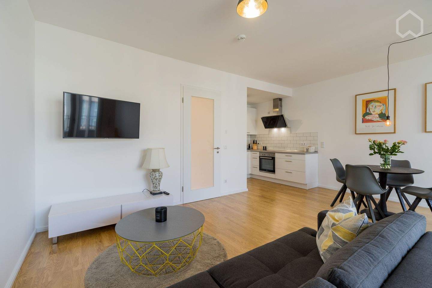 Gemütliche und helle Wohnung in perfekter Umgebung von Charlottenburg - Photo 1