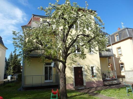 Ab Mitte Dez. 2024: Schöne Singlewohnung mit großer Wohnküche, Balkon (Gartenseite) und Badewanne