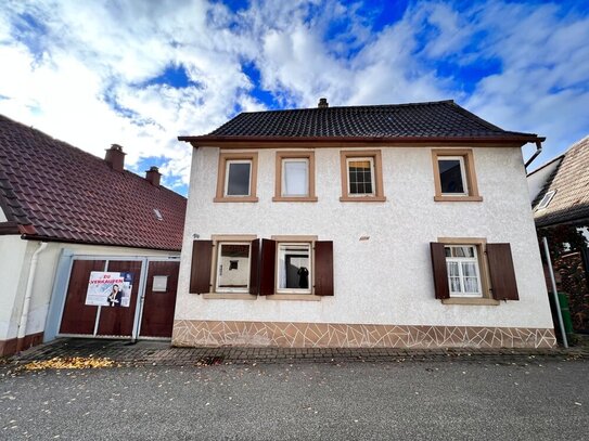 Zweifamilienhaus mit vielen Möglichkeiten - Hof - Scheune - Garten