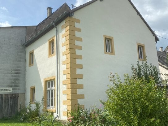 Ferienhaus mit historischem Flair in ehemaligem "Burggebäude"!