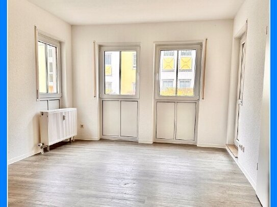 Schicke 2-Zimmer-Wohnung im Hochparterre! Balkon, Ruhig und Grün, Pkw-Stellplatz!