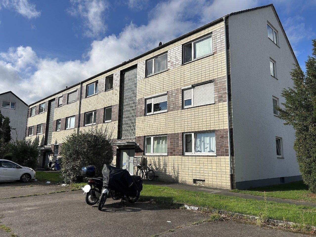 Gemütliche 2-Zimmer Wohnung mit ca. 53 m² Wohnfläche in Köln-Wahnheide!