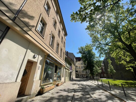 Für kreative Köpfe! Helle Zimmer mit idealem Grundriss nur 2 Min vom Rathaus Spandau