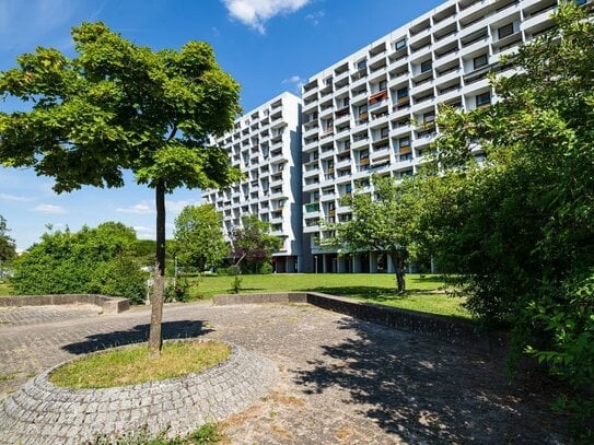 Wohnen auf zwei Ebenen: Moderne Maisonette-Wohnung in Stuttgart-Hallschlag