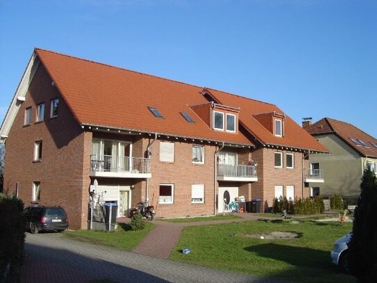 Schöne Dachgeschoss Wohnung im gepflegten Haus