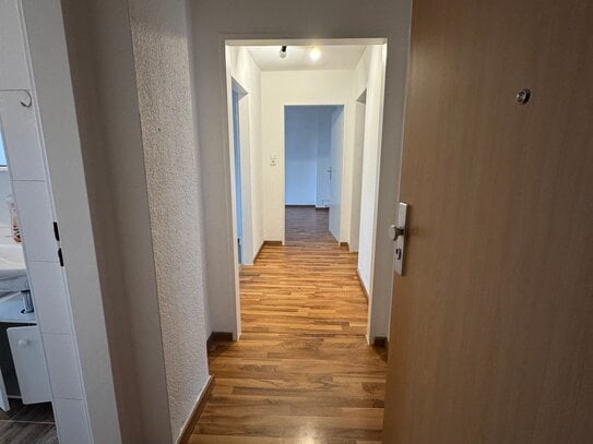 3-Zimmer Wohnung im DG mit Balkon in der Innenstadt von Hanau