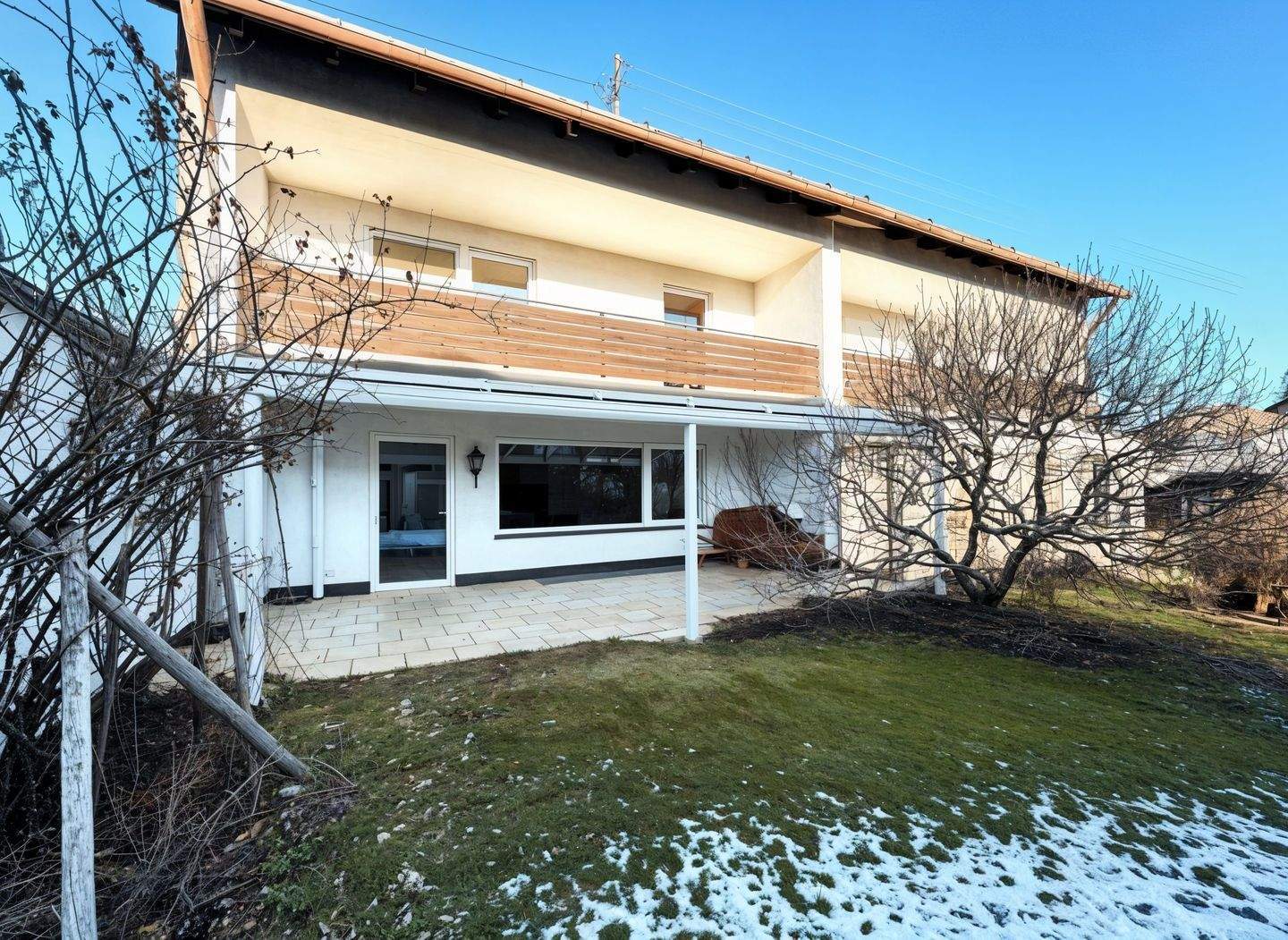 Idyllische Doppelhaushälfte mit perfektem Schnitt und Garten - Ihr Wohlfühl-Zuhause in Oberhaching!