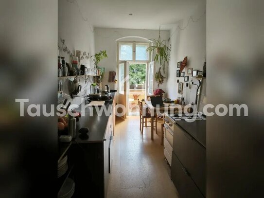 [TAUSCHWOHNUNG] Helle Zweizimmerwohnung mit Balkon in Neukölln