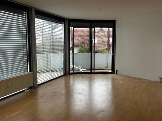 Barrierefreie 2 Zimmer Wohnung mit Balkon und Einbauküche in Wölfersheim sucht neuen Mieter