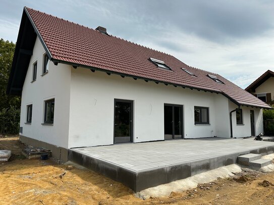 SANIERTES TRAUMHAFTES LANDHAUS MIT TOLLER LAGE