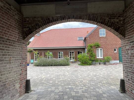 Gemütliches, modernisiertes Bauernhaus in Kempen sucht anspruchsvolle Bewohner.