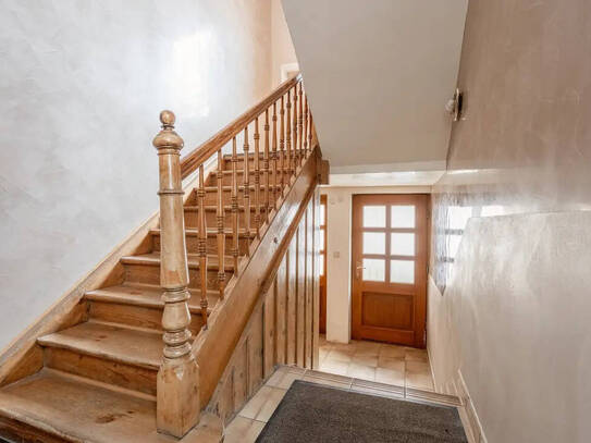 Stilvolles Mehrfamilienhaus mit Einliegerwohnung und viel Potenzial in Stutensee-Blankenloch