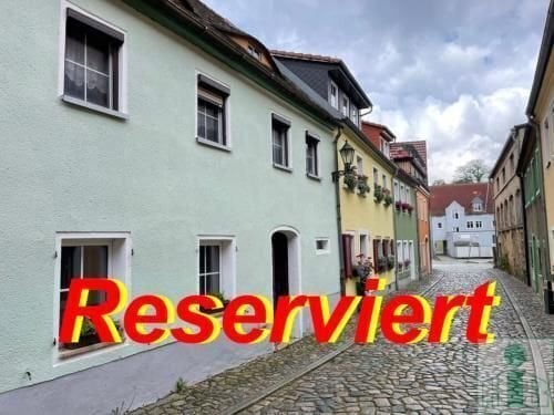 Dieses Objekt ist derzeit reserviert. Reihenmittelhaus mit kleinem Innenhof in 01877 Bischofswerda zu verkaufen!