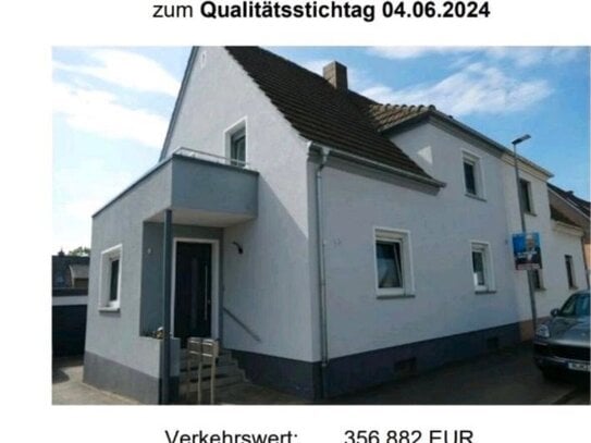 Zweifamilienhaus in Homburg mit Doppelgarage (Preis laut Gutachten)