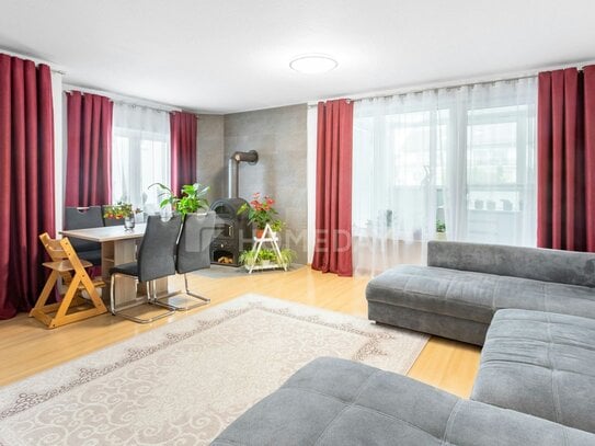 Helle und sanierte 3-Zimmer-Wohnung mit Wintergarten und Balkon