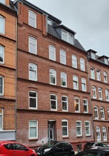 Harriesstr 36 , 2 Zimmerwohnung , WG geeignet, ab 15.12 zu vermieten