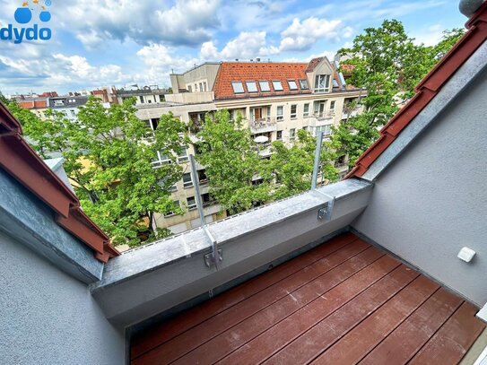 !! Beautiful apartment is waiting for you !! 3 rooms + built-in kitchen + roof terrace