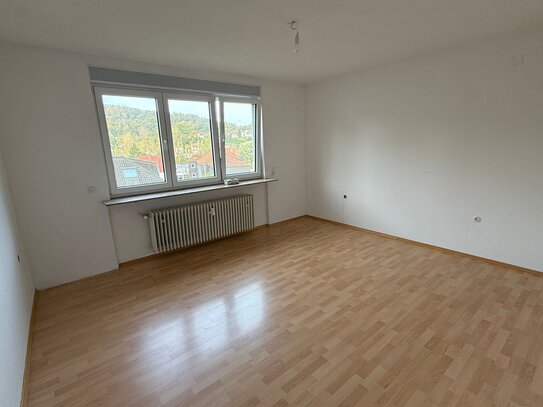 Attraktive 4 Zimmer Wohnung in Uni-Nähe