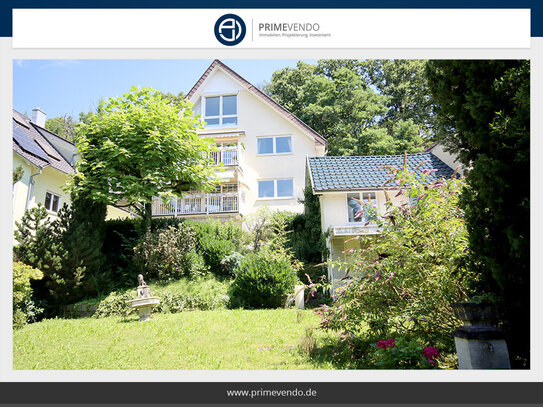 Idyllisches Zweifamilienhaus am Ortsrand von Sinzheim mit Panoramablick und Gartenparadies