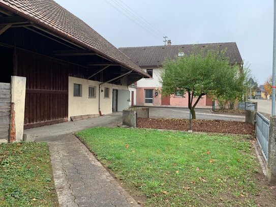 Ehemaliges Bauernhaus mit Stall und Scheune auf ca. 3.691 m² Grundstück in TO Kreßberg