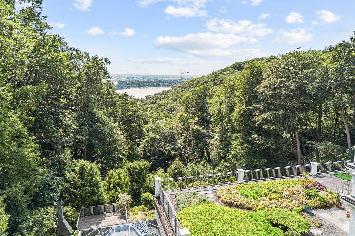 Exklusive Wohnung mit Elbe Panoramablick