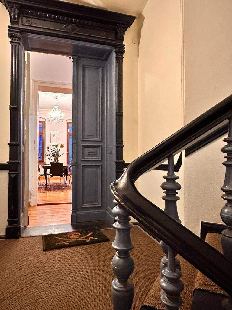 Helles und Geräumig Art-Apartment im Gründerzeit-Haus: 4-Zimmer, 2-Badezimmer, Balkon, Nähe Kollwitzplatz (Prenzlauerberg) - Foto 1