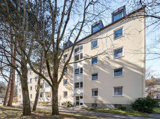 Großzügige und ruhige 5-Zimmer-Wohnung mit 2 Balkonen in München-Laim