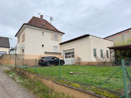 1 Familienhaus mit großer Garage in Tengen/Hegau