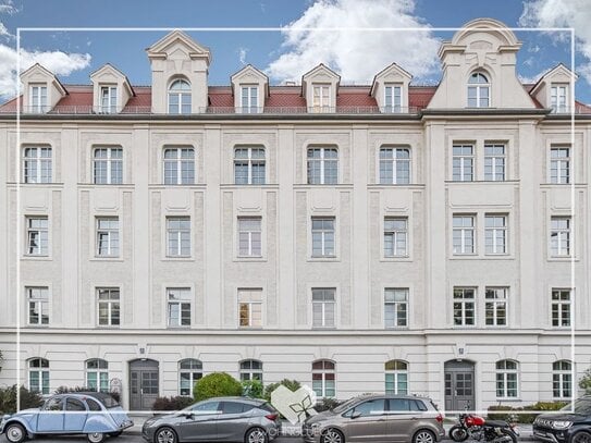 2,5-ZI.-GALERIEWOHNUNG IM DENKMALGESCHÜTZTEN ALTBAU: WEITBLICK ÜBER DEN PASINGER STADTPARK