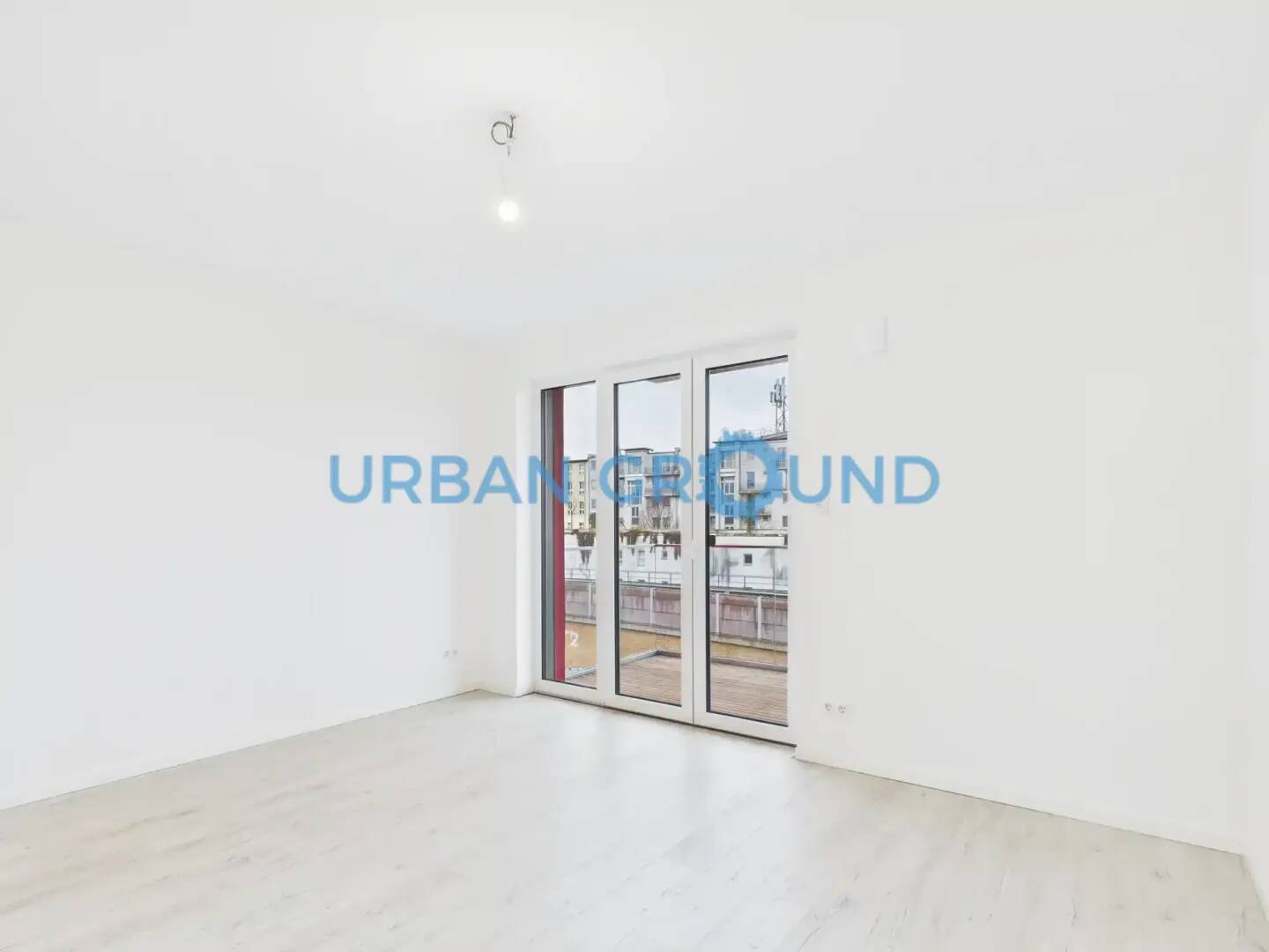 Unmöbliertes, lichtdurchflutetes Studio mit privatem Balkon - Modernes urbanes Wohnen in Berlin - Photo 1