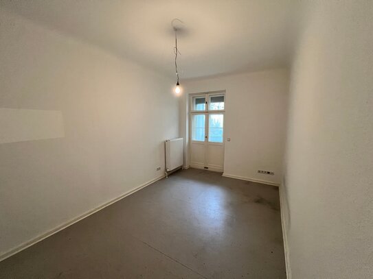 Bezugsfrei- 2 Zimmer Wohnung/Gewerbe im EG/Hochpaterre