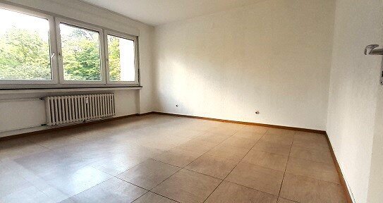 Hanau-Großauheim: Helle 3 Zimmerwohnung mit Balkon in ruhiger Wohnlage!