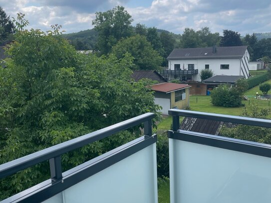 Schöner Wohnen- attraktive Neubauwohnung mit Balkon und Blick ins Grüne