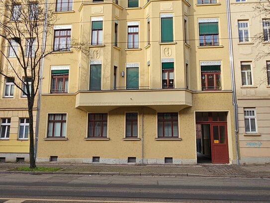 3-Raumwohnung mit großem Balkon