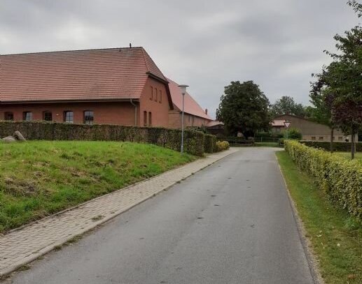 Baugrundstück im ruhigen schönen Teschow zu verkaufen !