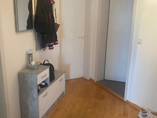 ***GEMÜTLICHE 3 ZIMMER WOHNUNG MIT EBK***