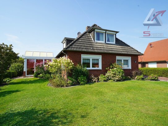 Schicker Bungalow in rückwärtig unverbauter ruhiger Wohnlage!