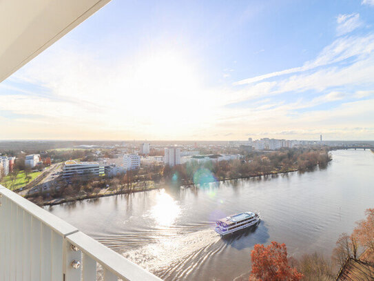 1.Reihe-direkt am Main! *Erstbezug* 3-Zi.-Wohnung auf 116 m² inkl. EBK und Balkon!