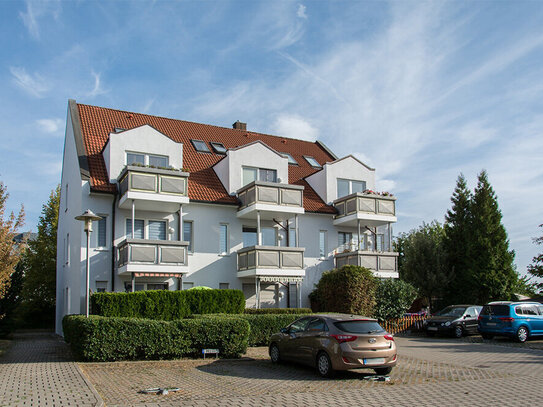 Helle und freundliche 1 - Zimmer-Wohnung mit Balkon