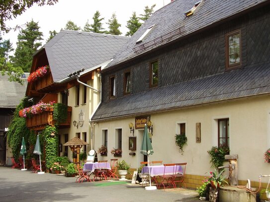 Charmantes Wohnhaus mit Pension im malerischen Vogtland sucht einen neuen Besitzer!