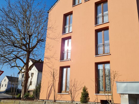 3 ZKB mit Balkon in Hohenkemnath zu viermieten