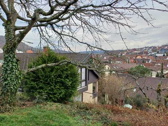 DHH mit tollem Dachstudio in Keltern - DIETLINGEN*** WOHNEN mit Aussicht auf 3 Etagen *** NATURNAH und dennoch nah dran…