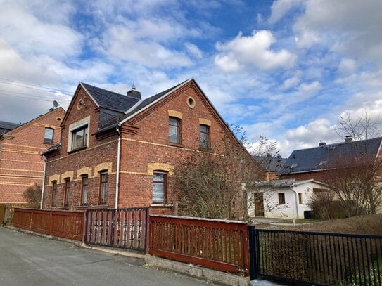 Einfamilienhaus am Stadtrand und Traumlage