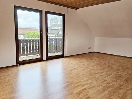 Gemütliche 2 Zimmer-Wohnung mit großem Balkon!